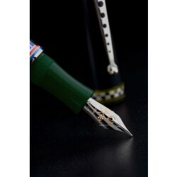 British Rally Passion Pen – Füllfederhalter. DELTA Extraflexible F-Feder